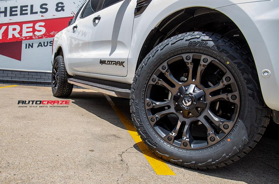 FORD-RANGER-VAPOR-BLACK-MACHINED-WITH-DARK-TINT